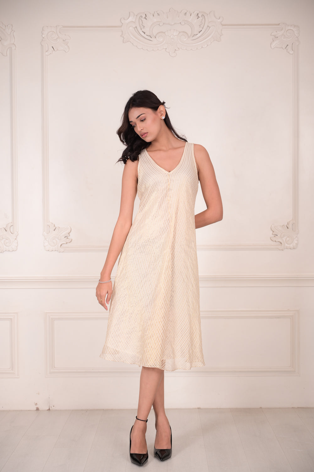 EIRA Thin Gold Striped Chanderi Dress