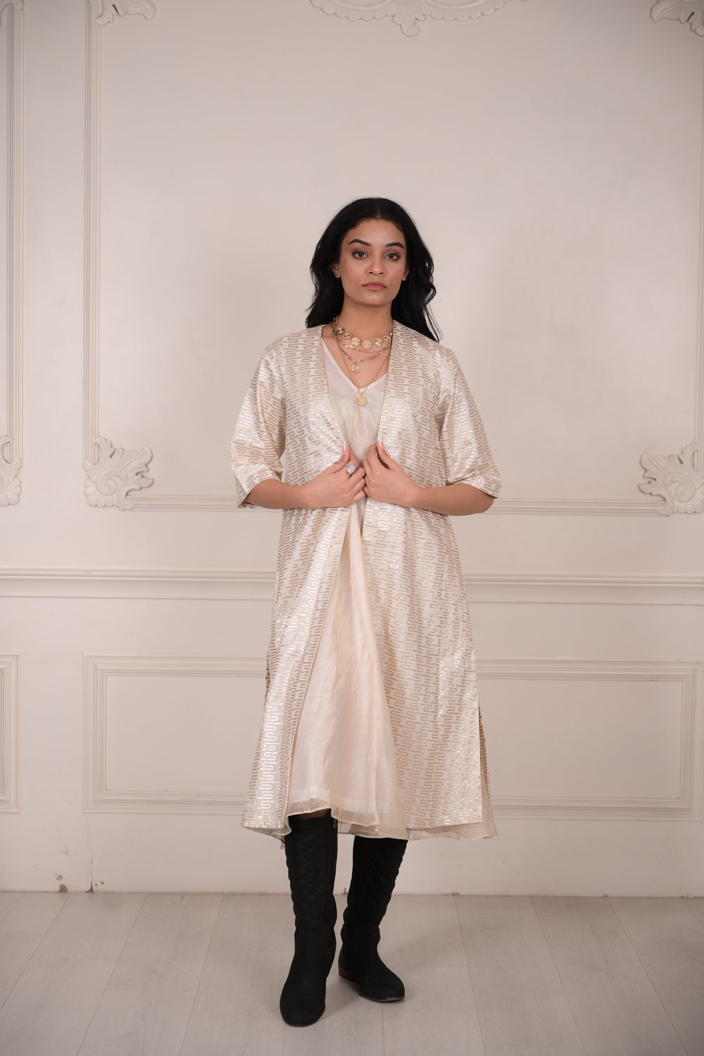 Zehra Overlay/Shrug Chanderi Cotton with Gold Zari Off-White